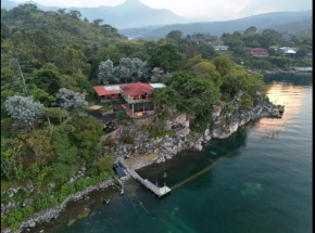 Amankaya Atitlan